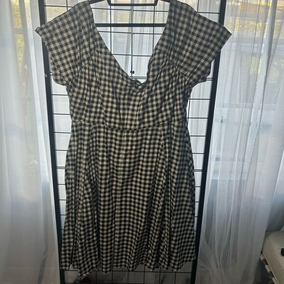 Torrid Retro Chic Black and White Gingham Off the Shoulder A-Line Midi Dress EUC - Picture 6 of 10